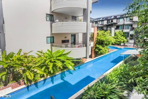 Classic Woolstore Apartment In Teneriffe - Accommodation Gold Coast 1