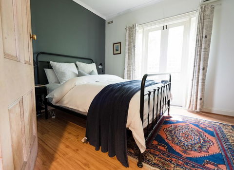 Clonmara Country House And Cottages - Gold Coast 4U 0