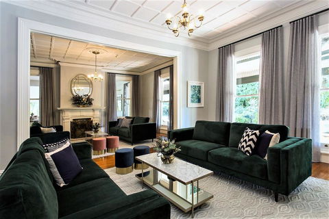 Closeburn House - Accommodation Gold Coast 0