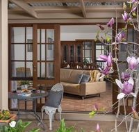 Cloud 9 Cottage - Waves Walks and Welcoming - Gold Coast 4U