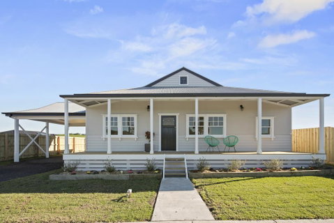 Cloverdale Cottage - Accommodation Gold Coast 0