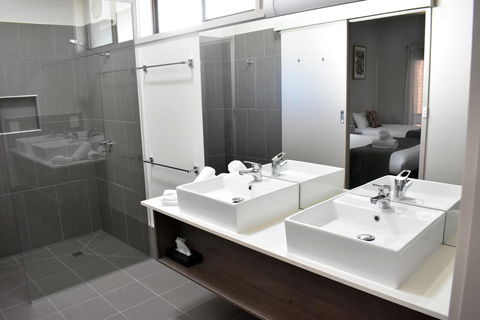 CluBarham River Motel - Accommodation Gold Coast 1