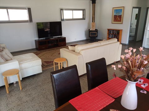Coast & Country - Accommodation Gold Coast 2