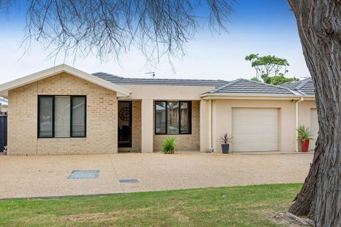 COASTAL HAVEN - DROMANA - 1 Gold Coast 0