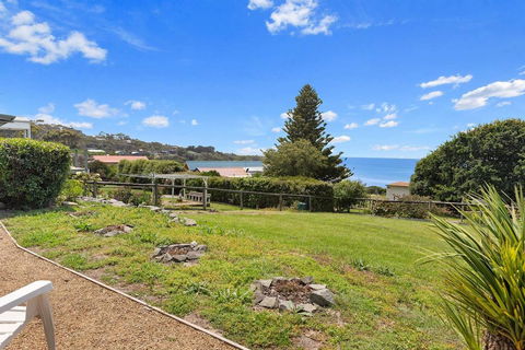 COASTAL HAVEN - Panoramic Ocean Views - Accommodation Gold Coast 3