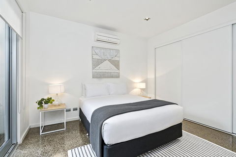 Cogens Two Bedroom Townhouse - Accommodation Gold Coast 1