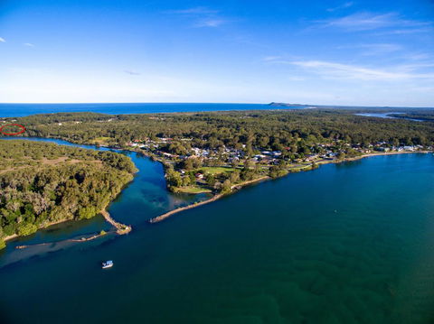 COLMER HOUSE At Dunbogan - Gold Coast 4U 0