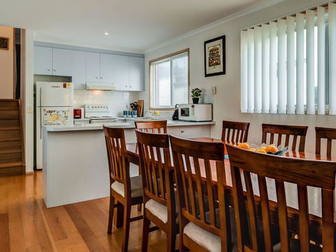Colonnades - Gold Coast 4U 3
