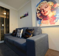 Comfort HS Apartment - Surry Hills - Gold Coast 4U