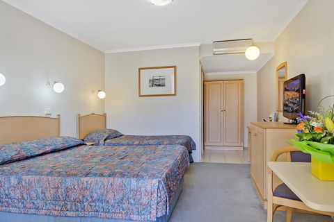Comfort Inn Blue Lagoon - Gold Coast 4U 1