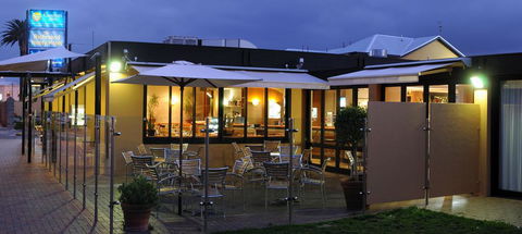 Comfort Inn Richmond Henty - Gold Coast 4U 1