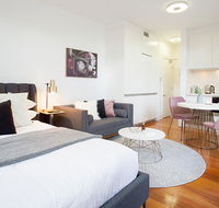 Comfortable Renovated Studio Close To City - Accommodation Gold Coast