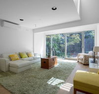 Comfy holiday house with poolRosanna - Accommodation Gold Coast