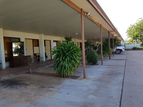 Commercial Hotel - Accommodation Gold Coast 2