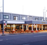 Commodore Motor Inn - Accommodation Gold Coast