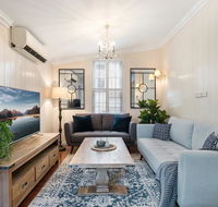 Contemporary Cottage in Perfect Lifestyle Address - Accommodation Gold Coast