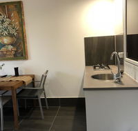 Coonawarra Cabins Unit A - Accommodation Gold Coast