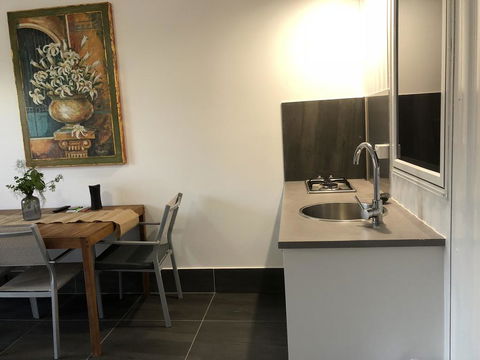 Coonawarra Cabins Unit A - Accommodation Gold Coast 0