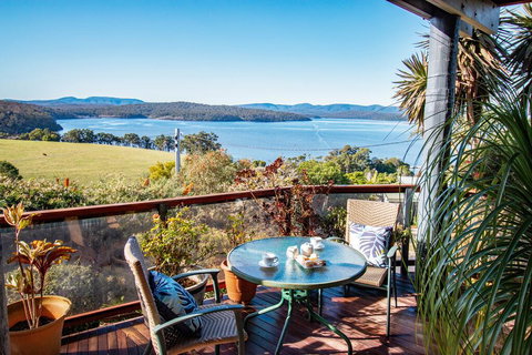 Coota Views Unit - Accommodation Gold Coast 2