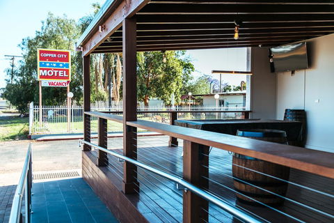 Copper City Motel - 1 Gold Coast 1