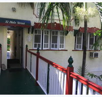 Coral Lodge Bed and Breakfast Inn - Gold Coast 4U
