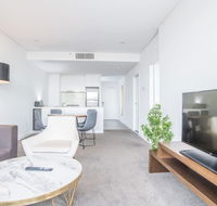 Corporate travel 1bed 1study room Apt At Chatswood - Gold Coast 4U