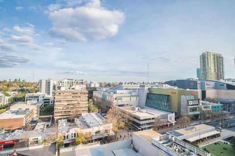 Corporate Travel 1bed 1study Room Apt At Chatswood - Gold Coast 4U 3