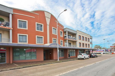 Cosmopolitan Apartments - Gold Coast 4U 0