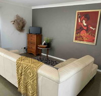 Cosy 1 Bedroom Unit With Views Of The City - Accommodation Gold Coast