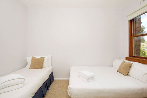 Cosy 2BR Plus Parking In Nth Sydney - Accommodation Gold Coast 3