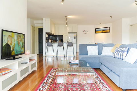 Cosy Apartment Near Racecourse - Accommodation Gold Coast 0