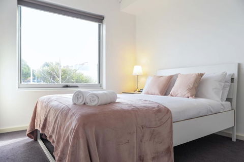 Cosy Apartment Near Racecourse - Accommodation Gold Coast 3