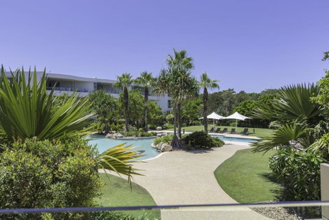 COTTON BEACH ON THE POOL 66 - Accommodation Gold Coast 0