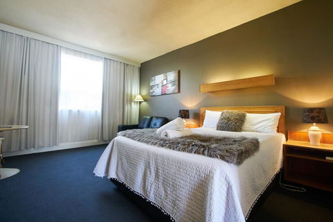 Country Comfort Armidale - Gold Coast 4U 3