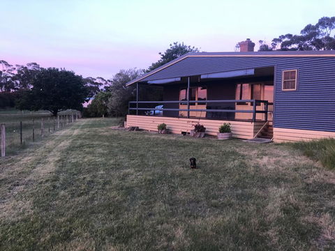 Country Farm House Close To Ballarat - Accommodation Gold Coast 0