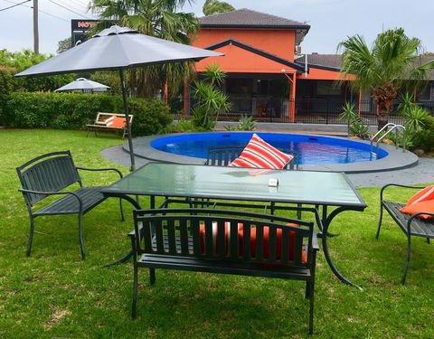 Country Leisure Motor Inn - Gold Coast 4U 1