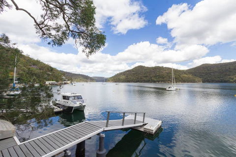 CowanWaters - Gold Coast 4U 1