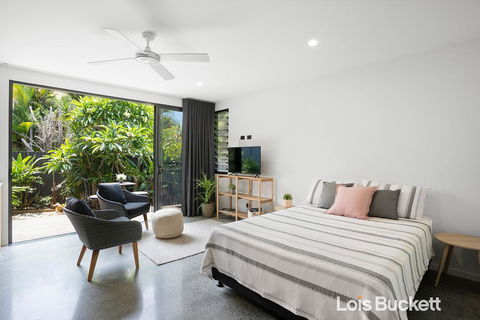 Crows Nest - Gold Coast 4U 1
