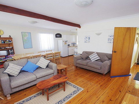 Culburra Sea Stay - Beach And Shop An Easy Walk - Accommodation Gold Coast 0