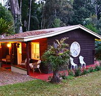 Curtis Cottage - Accommodation Gold Coast