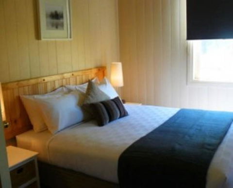 Cypress Ridge Cottages - Accommodation Gold Coast 0