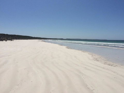 D'Estrees Bay Beach House - Accommodation Gold Coast 1