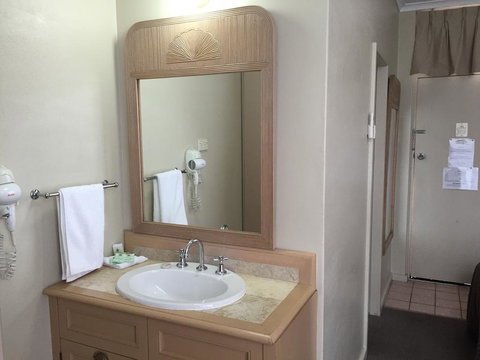 Dawson Motor Inn - Accommodation Gold Coast 2