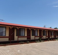 Daydream Motel and Apartments