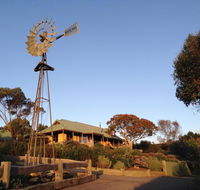 Daysy Hill Country Cottages - Gold Coast 4U