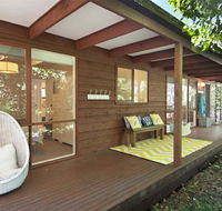 De Angelis Beach House - Accommodation Gold Coast