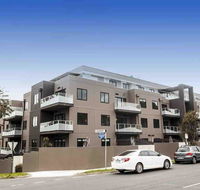 Deakin 2Bed 2Bath and Free parking - Gold Coast 4U