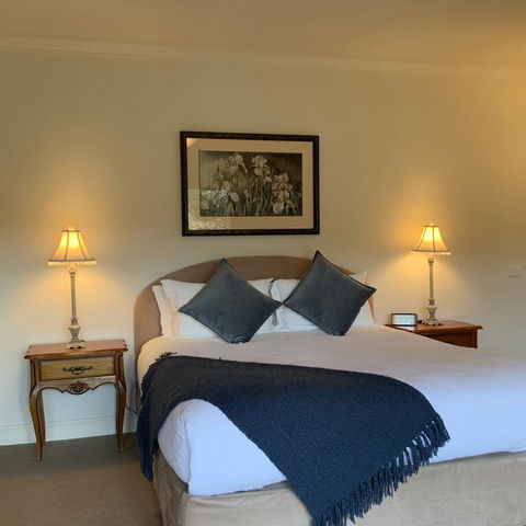 Delderfield Cottages - Gold Coast 4U 3