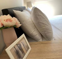 Delightful Bedroom in Bentleigh East - Gold Coast 4U