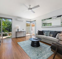 Deluxe Unit with Pool Parking and Gym near Beaches - Gold Coast 4U